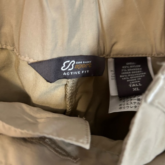Eddie Bauer sports skotrt active fit size tall XL khaki color side pockets - Picture 10 of 10